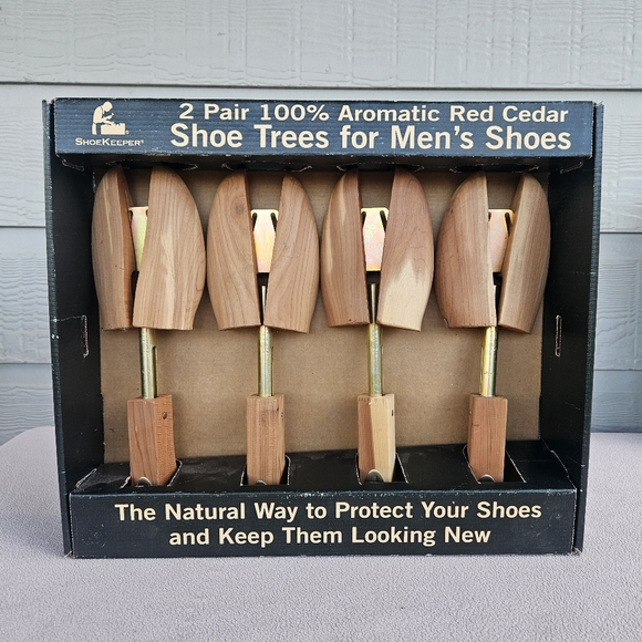 Rochester Shoe Tree Company Red Cedar Aromatic Men Medium SZ 8W to 10N Set of 2 - Picture 1 of 7